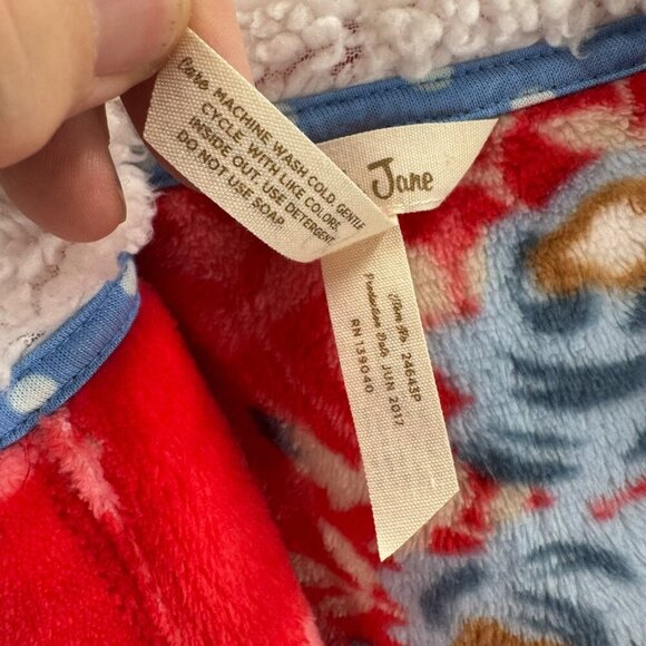 Matilda Jane Womens Plush Floral Robe With Hood & Belt Red/Blue Size S - Picture 2 of 6